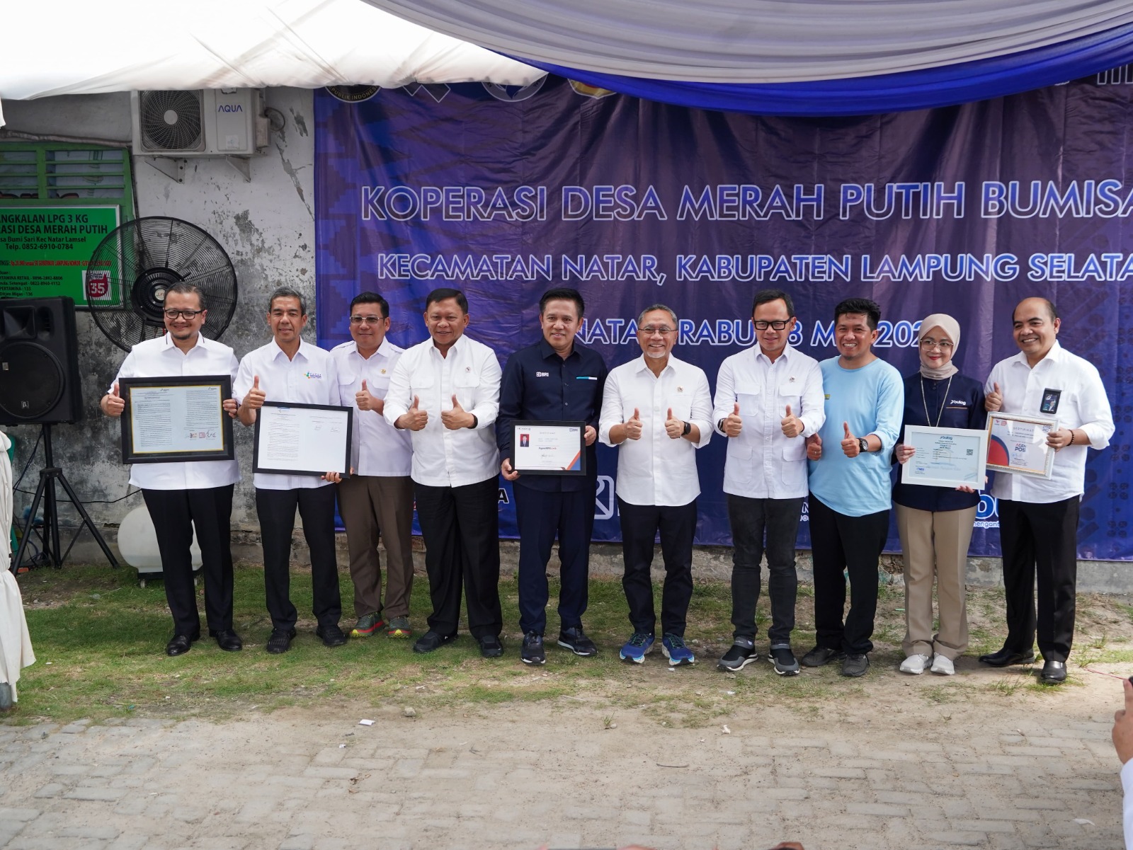 Wakil Menteri Kelautan dan Perikanan meninjau Koperasi Desa Merah Putih di Lampung Selatan